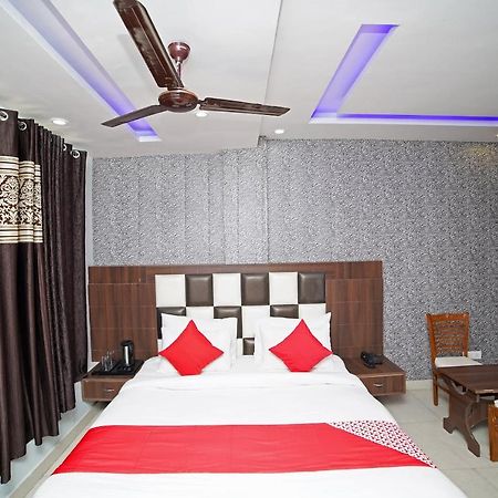 Oyo 39539 Hotel Vansh & Restaurant Kashipur 外观 照片